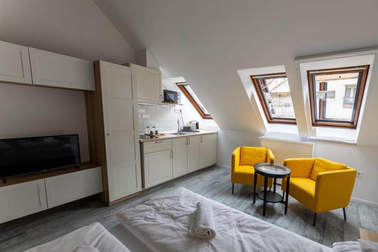 Roomstore Studio Apartments Eger Zewnętrze zdjęcie